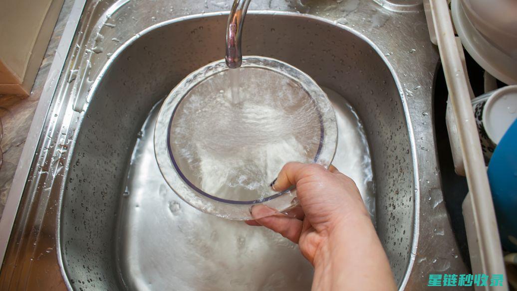 水壶水垢？这里有一套实用高效的清洁方案 (水壶 垢)